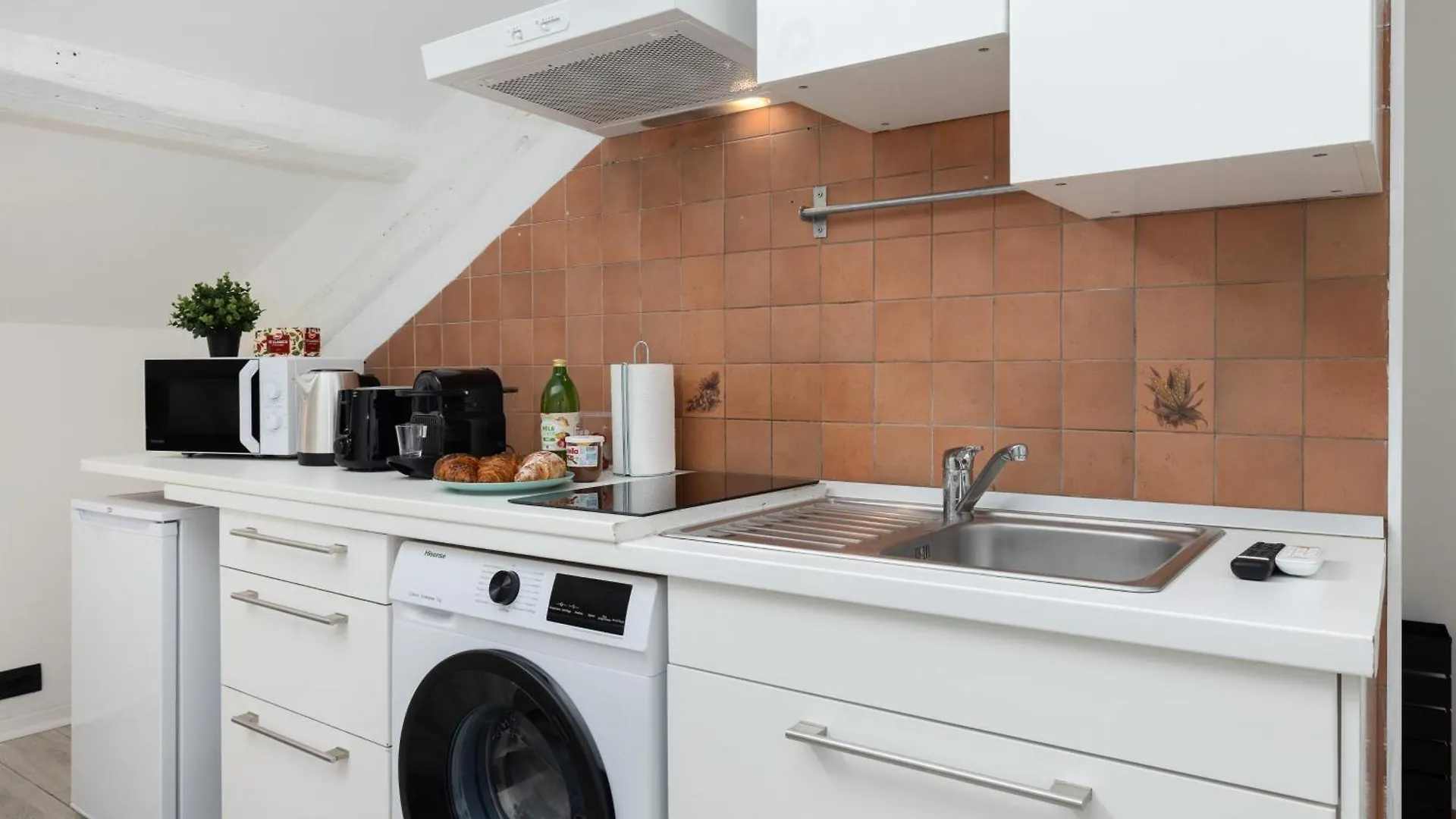Apartment Ferienwohnung I Buenos Aires I Quiet Retreat With Ac & Wifi Mailand