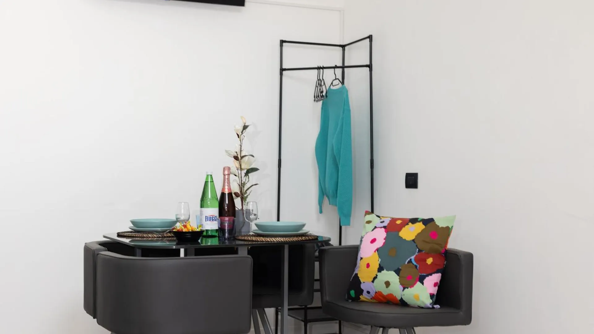 Ferienwohnung I Buenos Aires I Quiet Retreat With Ac & Wifi Mailand 0*,  Italien